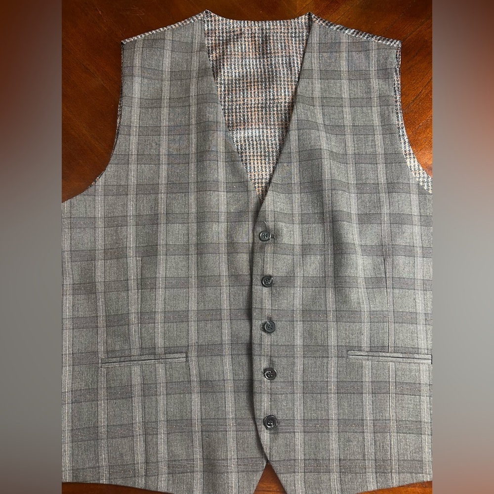Vercini Classic Gray Checkered Men's Vest size 60 - Picture 2 of 7